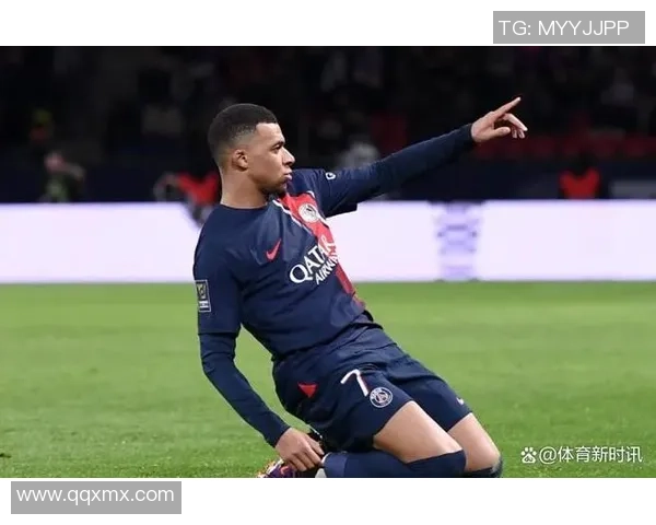 足球明星心目中的偶像球星盘点与影响力分析 足球明星心目中的偶像球星盘点与影响力分析