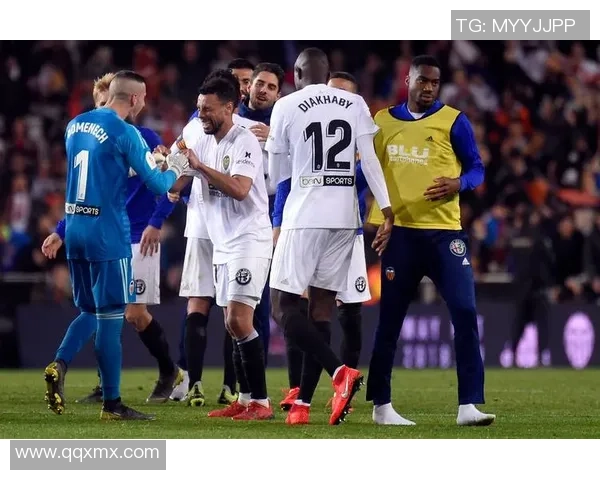 银河战舰的足球明星们如何在绿茵场上书写传奇与荣耀的篇章 银河战舰的足球明星们如何在绿茵场上书写传奇与荣耀的篇章