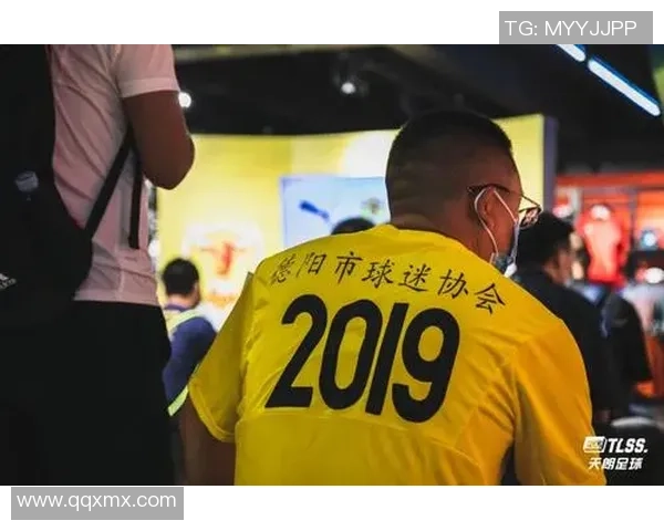 黄芳专访:回顾足球历程